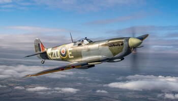 Supermarine Spitfire Mk. IX In the sky