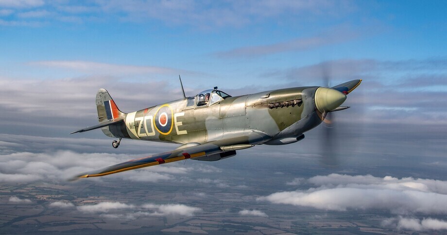 Supermarine Spitfire Mk. IX In the sky