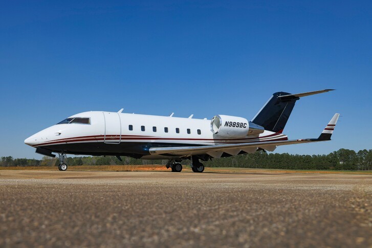 Bombardier Challenger 601-3AER Exterior