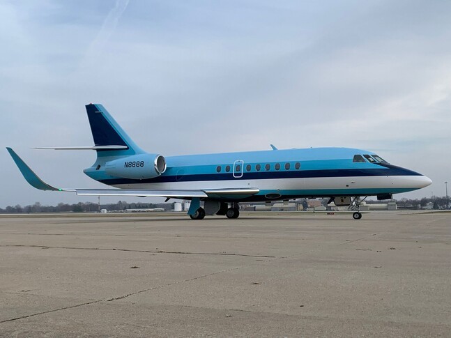 Dassault Falcon 2000 Exterior