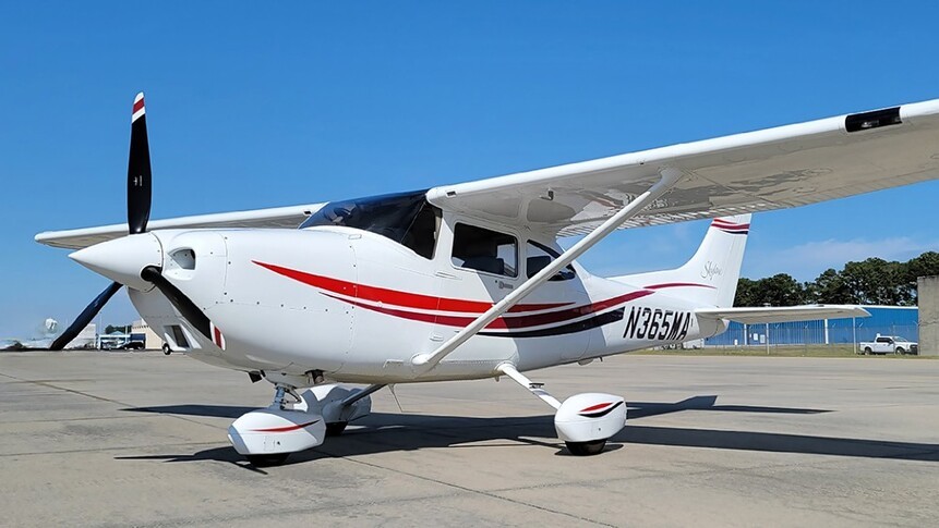 Cessna 182S Skylane Exterior